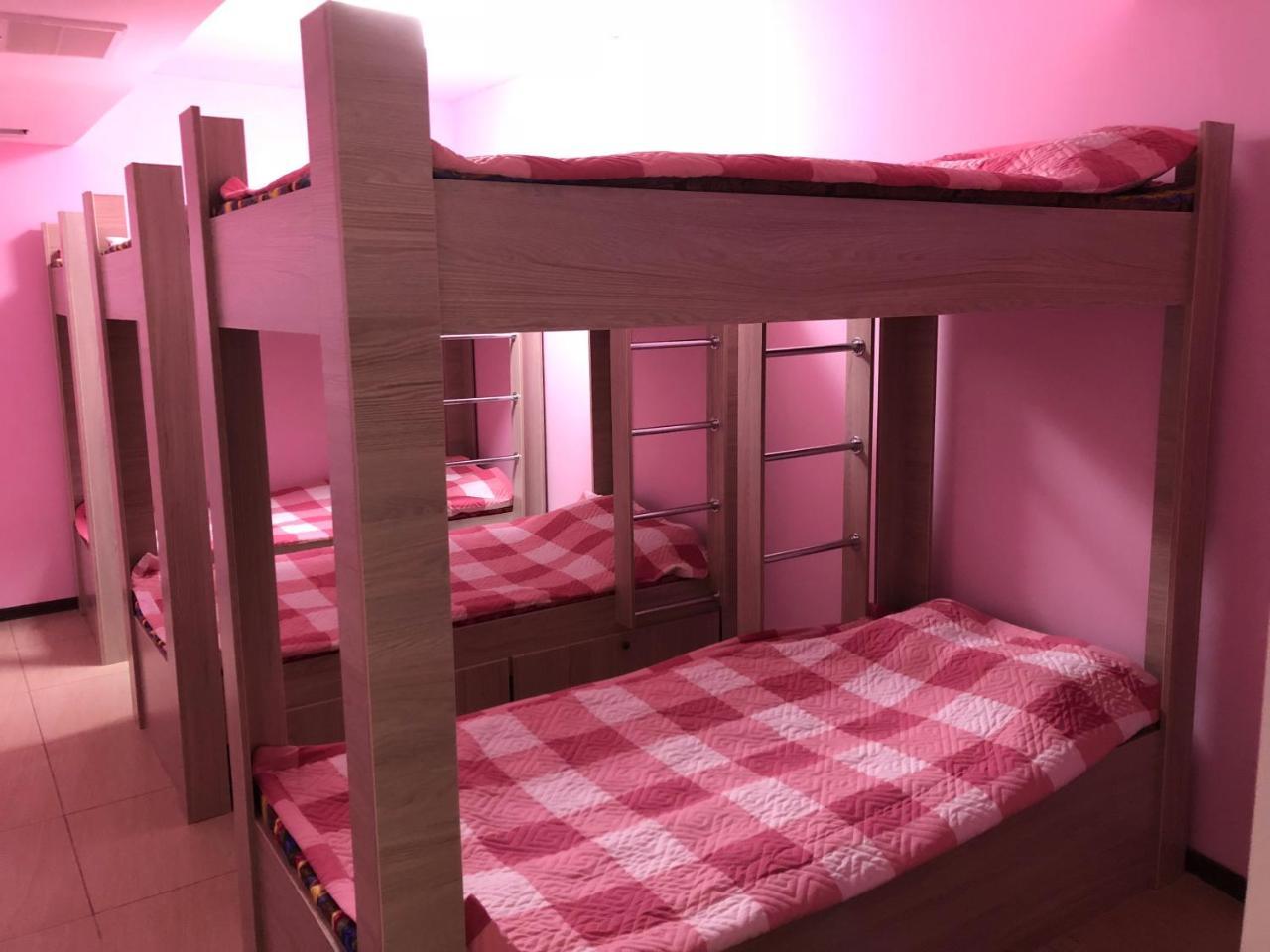 Apple City Hostel Almaty Extérieur photo