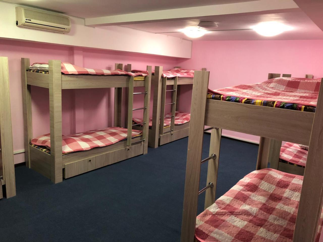 Apple City Hostel Almaty Extérieur photo